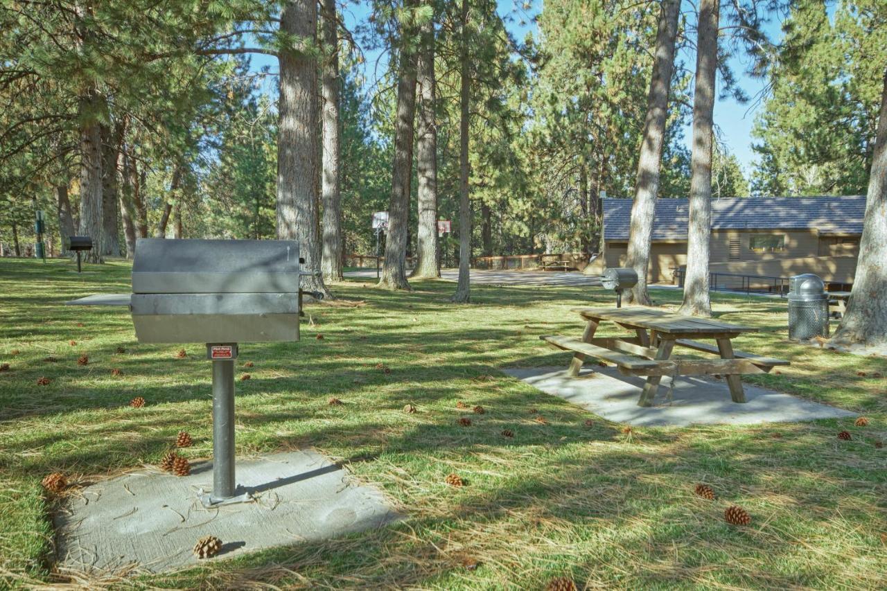 Seventh Mountain Resort Deschutes River Woods Eksteriør billede